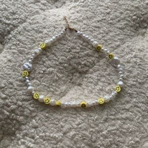 Pearl Yellow Smiley Face Choker Necklace
